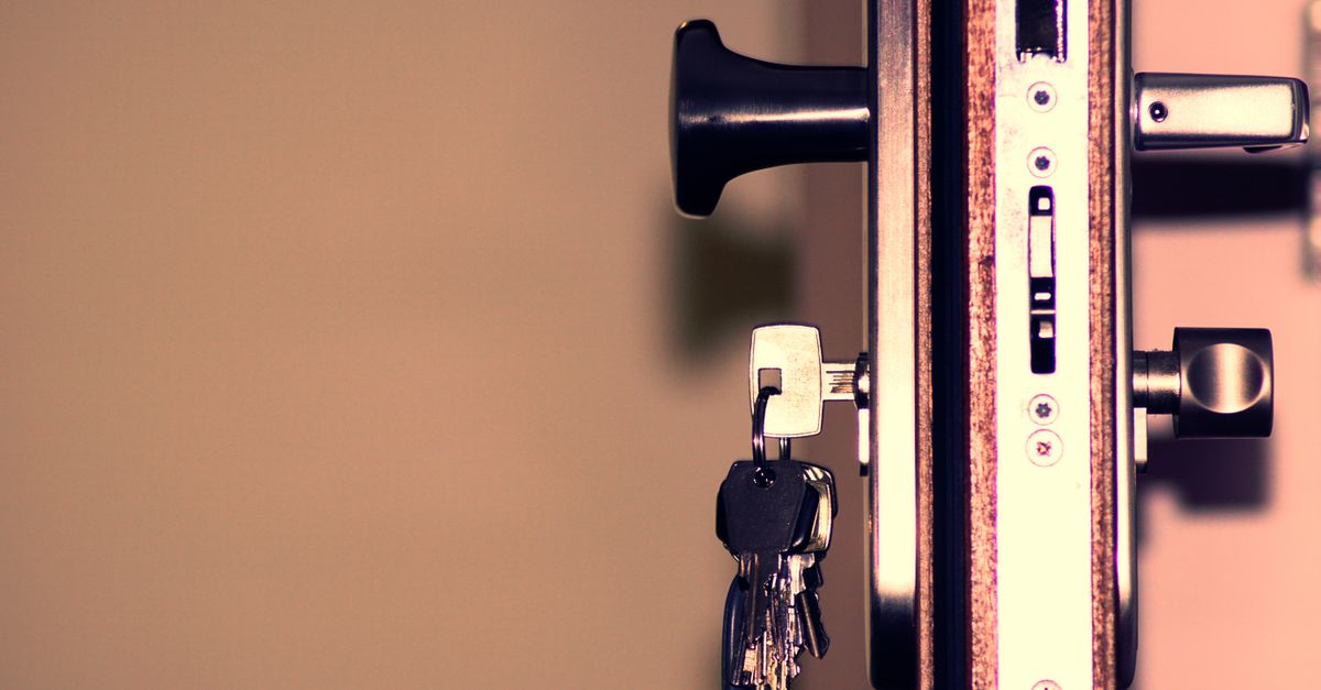 How Much Should a Locksmith Cost in NYC? A Queens Price Breakdown — College Point Locksmith