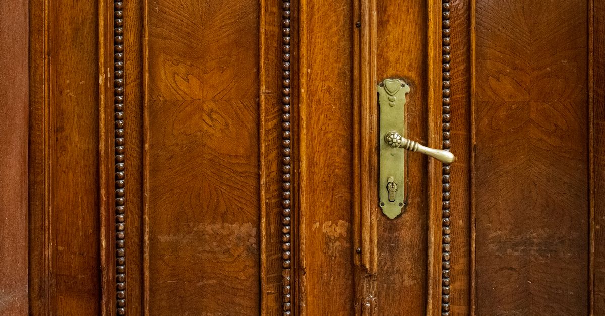 Mortise Lock vs. Door Knob Lock: Which Is Right for Your Queens Door? — College Point Locksmith