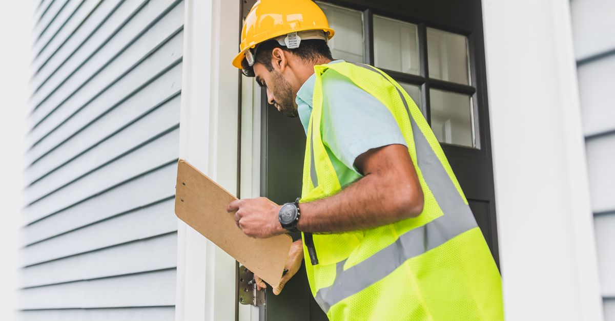 locksmith service technician — College Point Locksmith